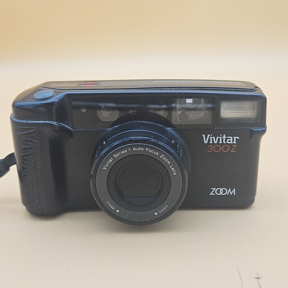 Vivitar 300Z Zoom 35mm Point & Shoot Film Camera Tested Works